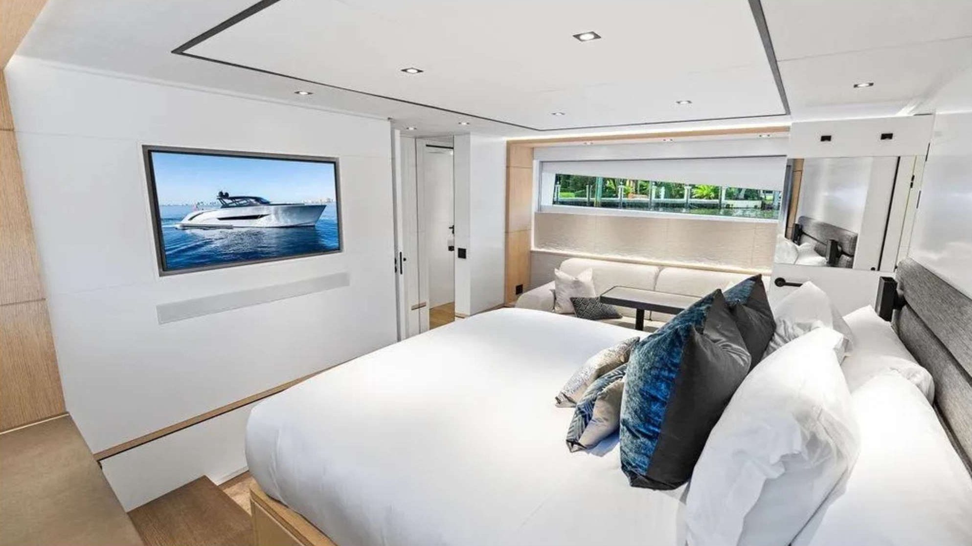 Master cabin with sofa and en suite