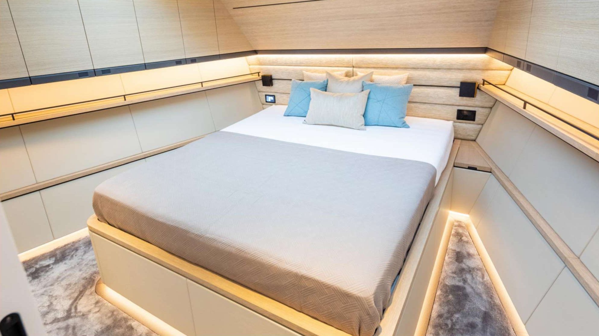 Fellowship II, VIP cabin